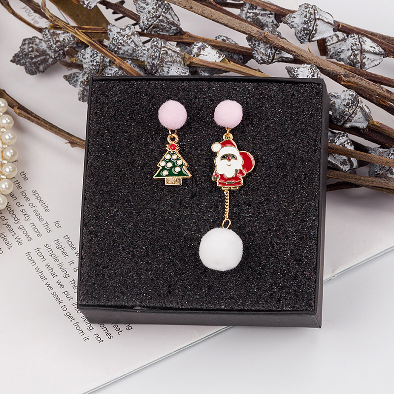 Cute Christmas Tree Santa Claus Elk Alloy Asymmetrical Plush Enamel Women's Drop Earrings 1 Pair display picture 5