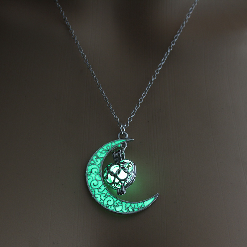 Retro Moon Water Droplets Alloy Luminous Hollow Out Women's Men's Pendant Necklace display picture 13