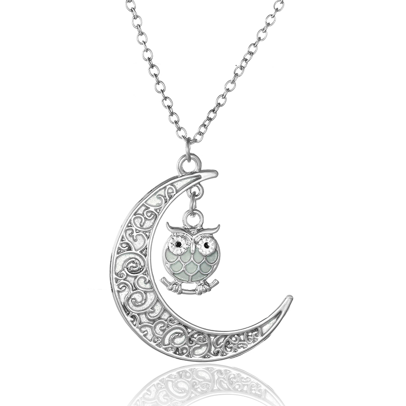 Retro Moon Water Droplets Alloy Luminous Hollow Out Women's Men's Pendant Necklace display picture 15