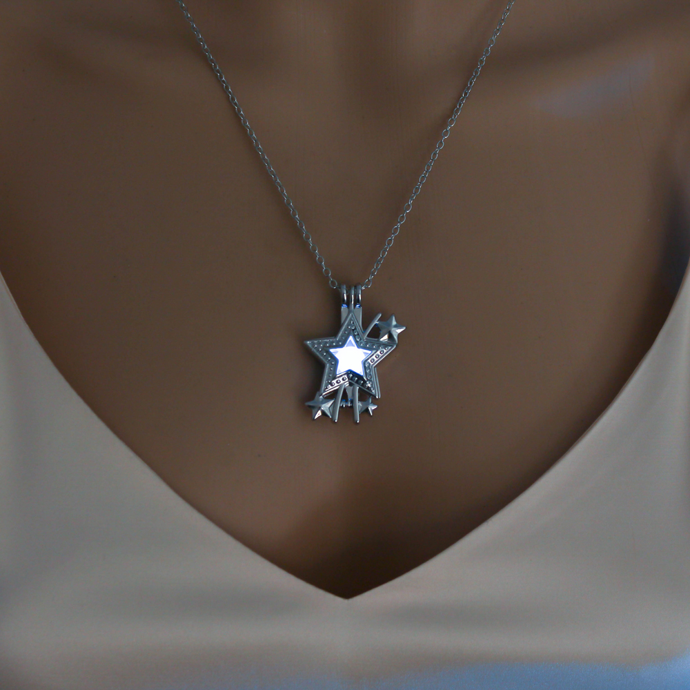 Style Cool Star Pieuvre Alliage Lumineux Femmes Hommes Collier 1 Pièce display picture 35