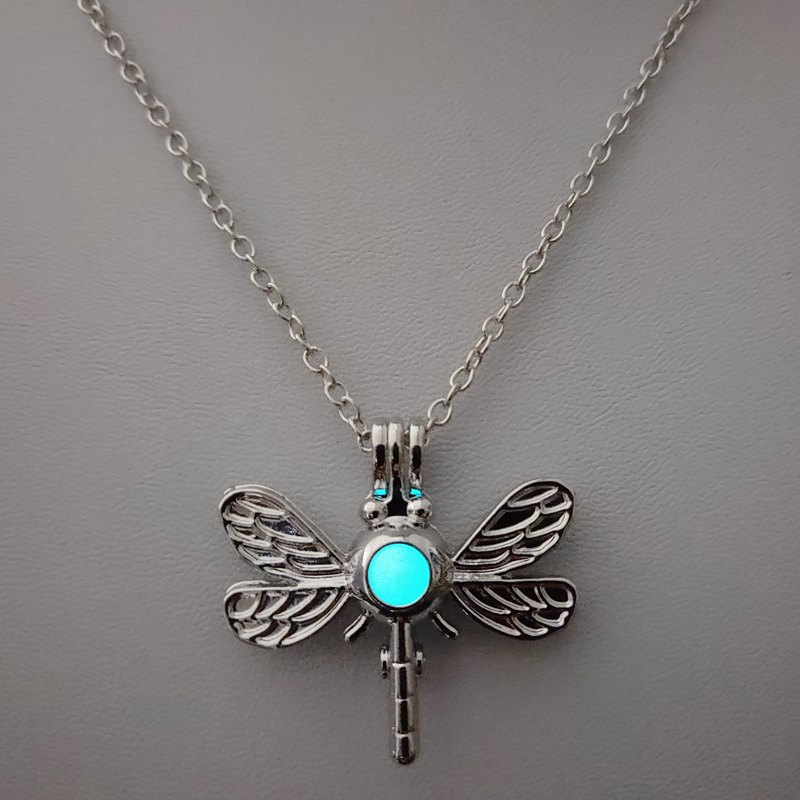 Retro Dragonfly Alloy Luminous Women's Men's Pendant Necklace 1 Piece display picture 21
