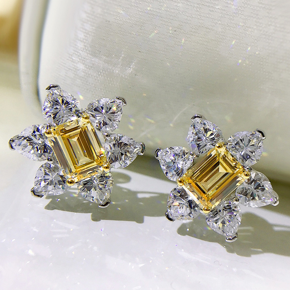 Moda Flor Cobre Embutido Diamante Artificial Pendientes 1 Par display picture 6