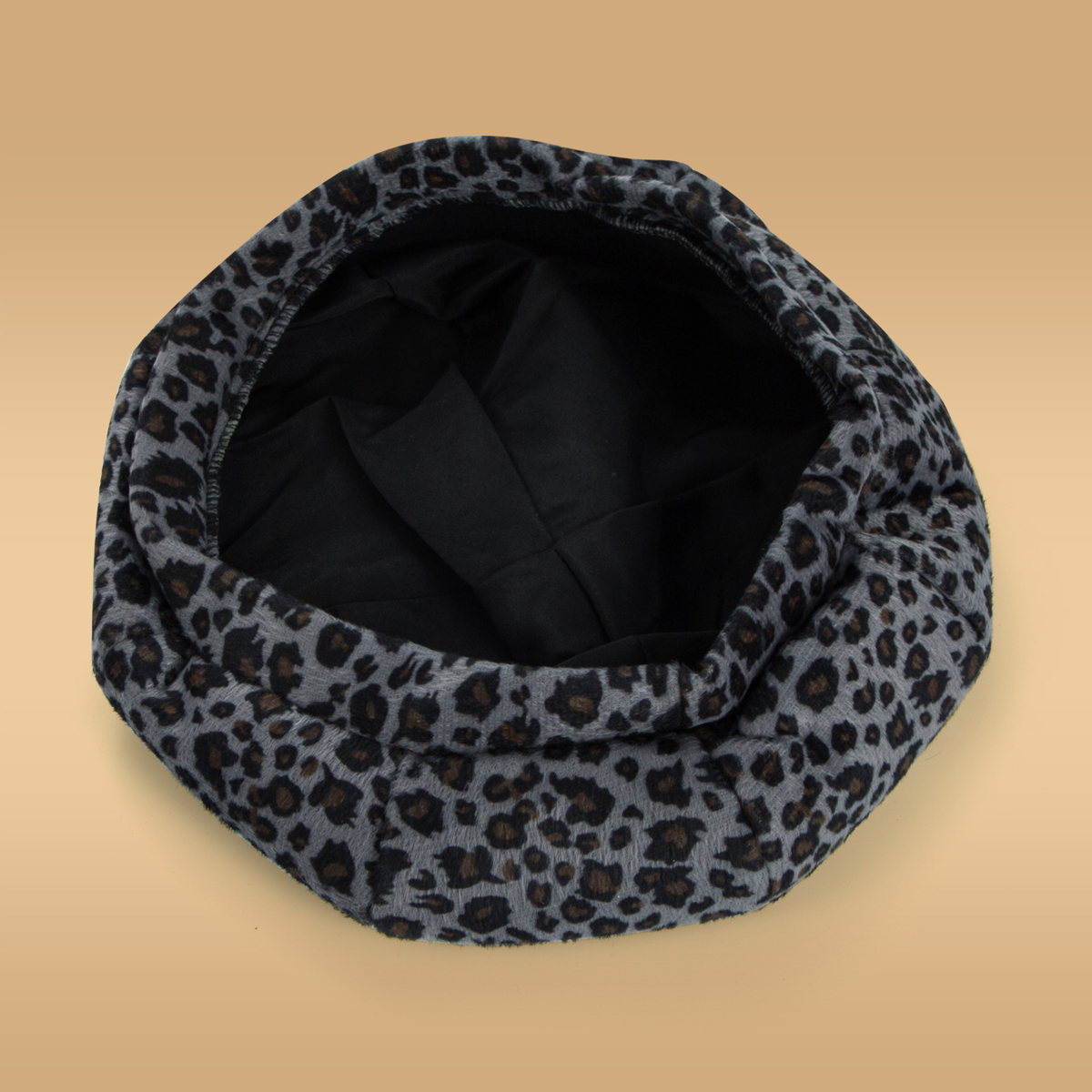 Women's Fashion Leopard Printing And Dyeing Eaveless Beret Hat display picture 2