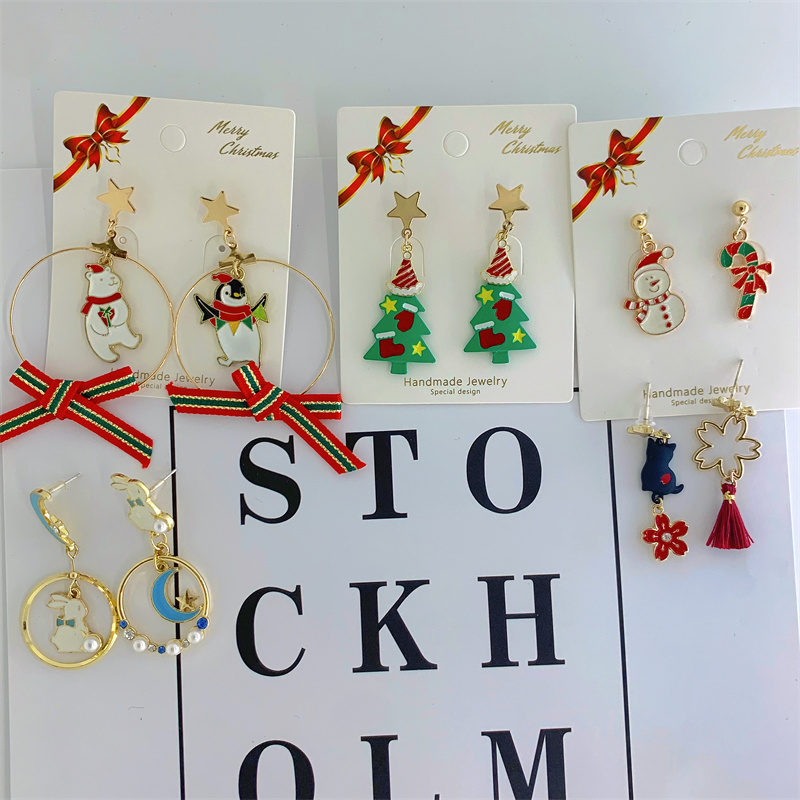Cute Christmas Tree Snowman Alloy Inlay Artificial Gemstones Artificial Pearls Women's Drop Earrings 1 Pair display picture 4