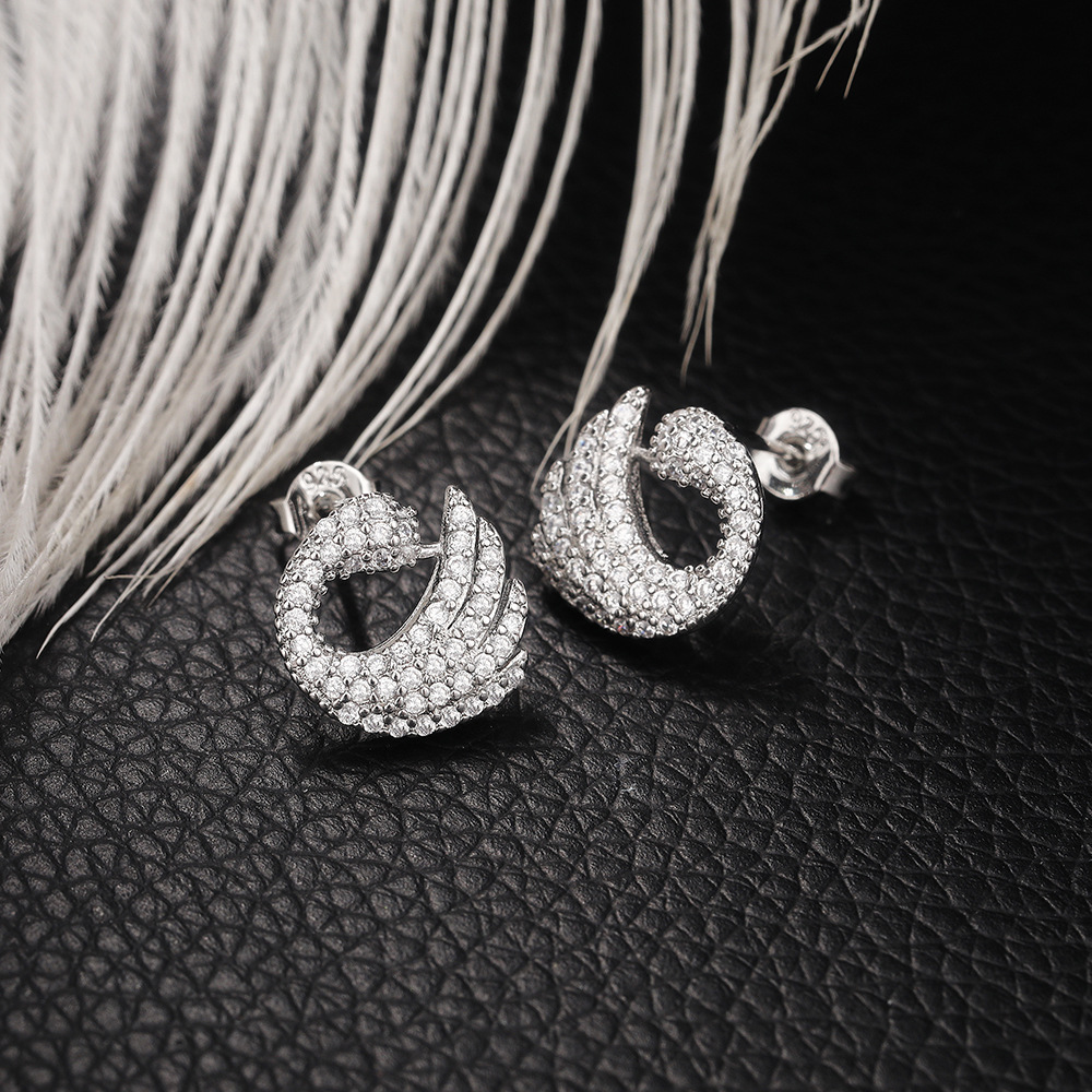 Fashion Swan Copper Plating Zircon Ear Studs 1 Pair display picture 7