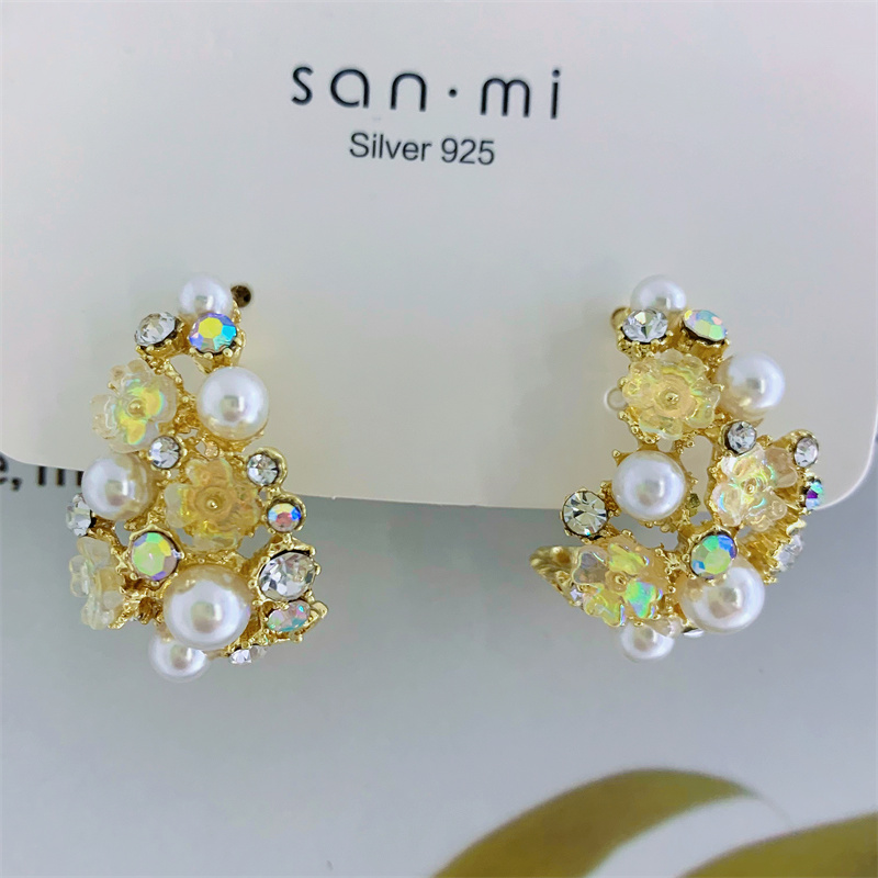 Glam Flower Alloy Diamond Artificial Pearls Women's Earrings 1 Pair display picture 2