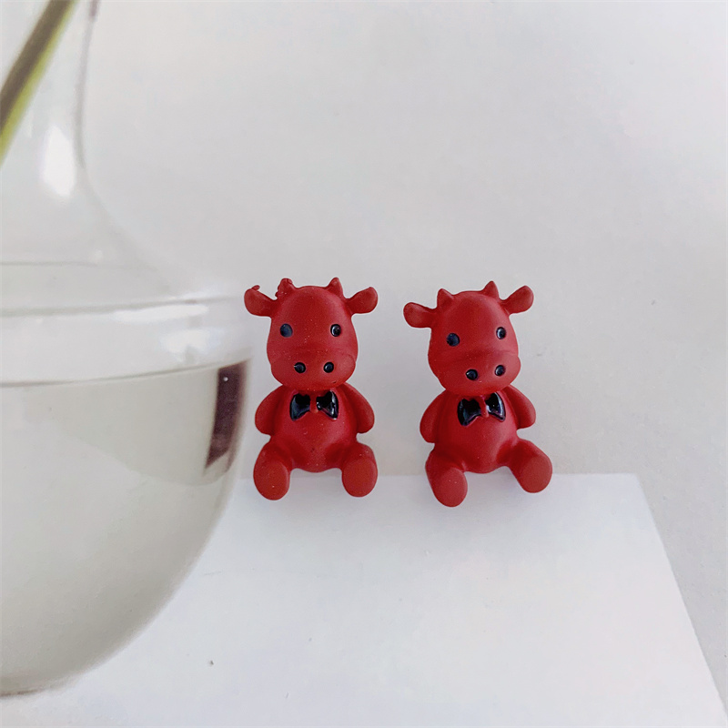 Cute Cattle Alloy Women's Ear Studs 1 Pair display picture 4