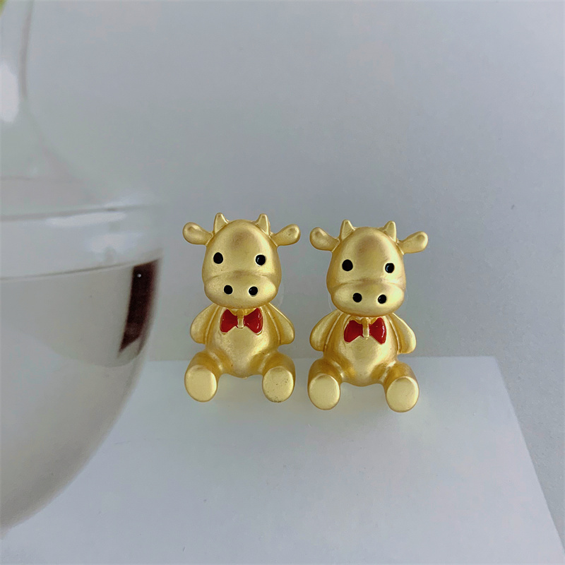Cute Cattle Alloy Women's Ear Studs 1 Pair display picture 6