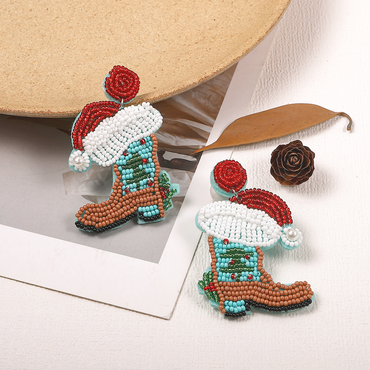 Simple Style Christmas Hat Christmas Socks Boots Beaded Alloy Handmade Women's Drop Earrings 1 Pair display picture 6
