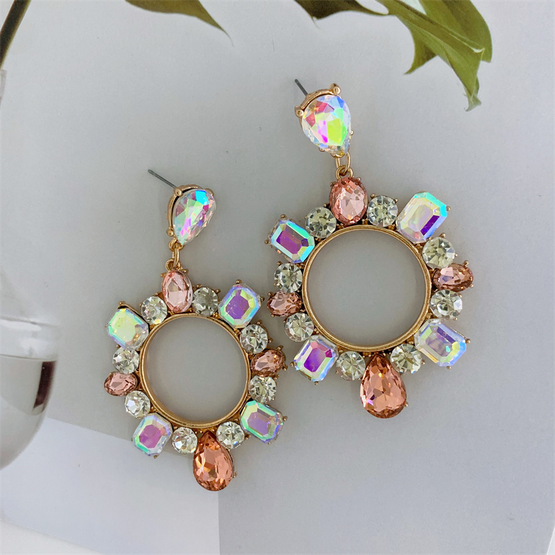 Shiny Geometric Alloy Inlay Rhinestones Women's Drop Earrings 1 Pair display picture 1