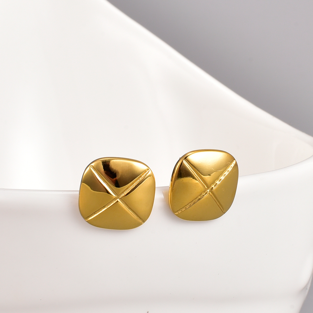 Fashion Cross Square Titanium Steel Gold Plated Ear Studs 1 Pair display picture 2
