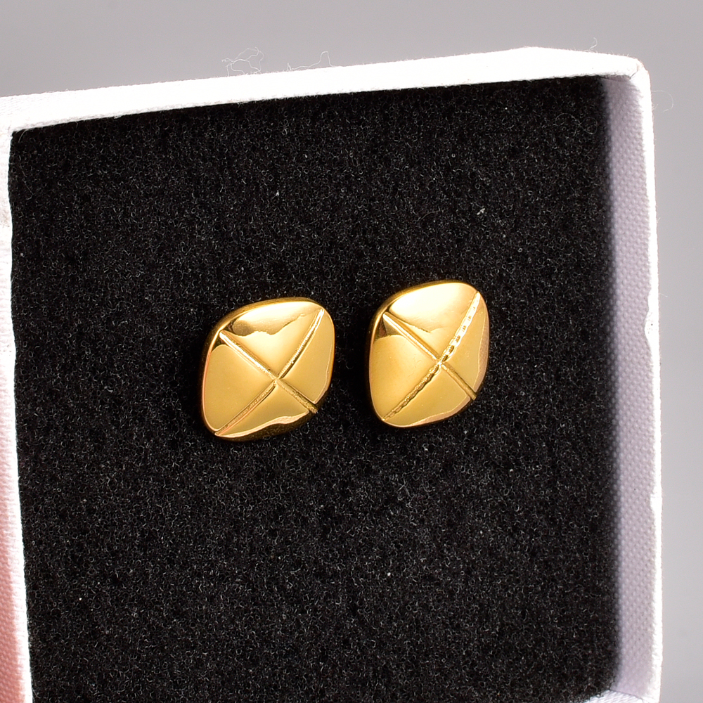 Fashion Cross Square Titanium Steel Gold Plated Ear Studs 1 Pair display picture 7