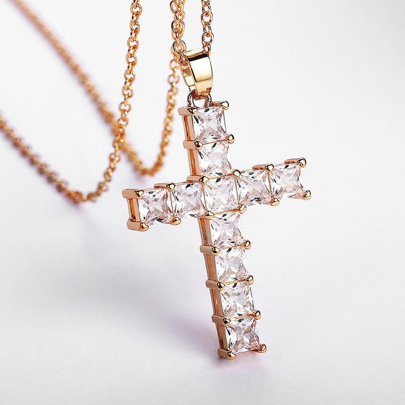Fashion Cross Copper Inlay Zircon Pendant Necklace 1 Piece display picture 2