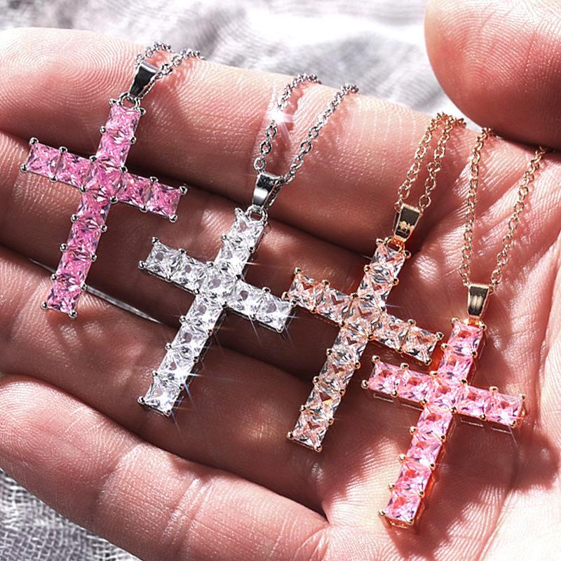 Fashion Cross Copper Inlay Zircon Pendant Necklace 1 Piece display picture 1