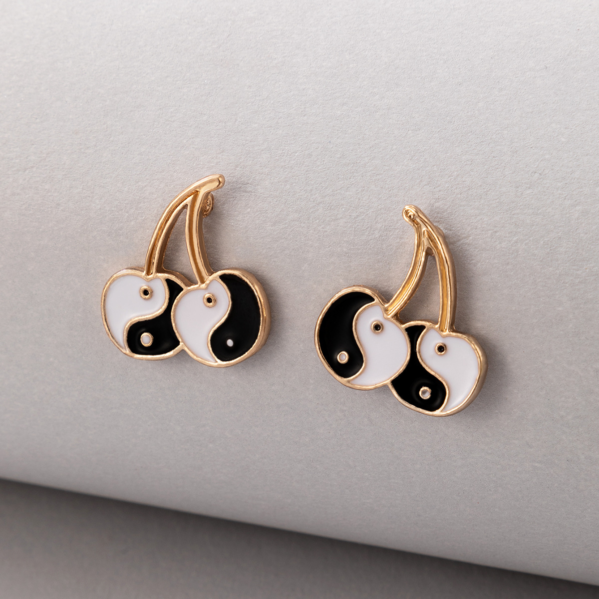 Simple Style Cherry Alloy Enamel Unisex Ear Studs 1 Pair display picture 5