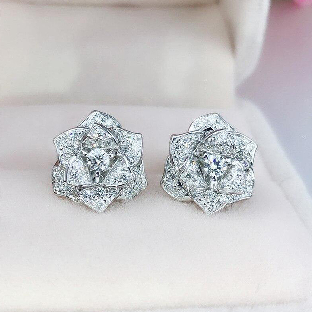 Fashion Flower Copper Plating Artificial Diamond Ear Studs 1 Pair display picture 4