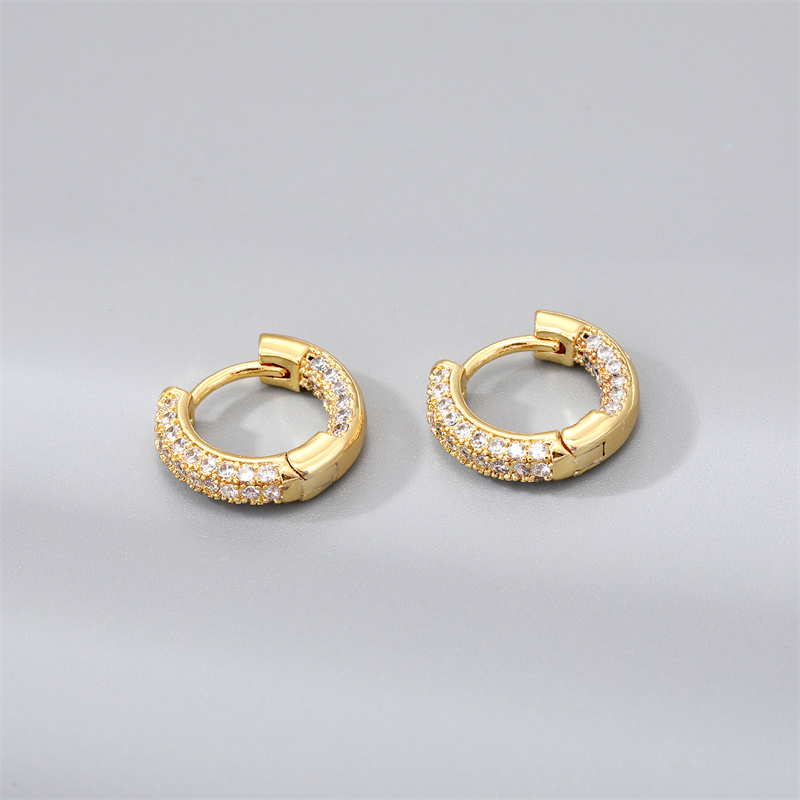 Simple Style Irregular Gold Plated Enamel Artificial Pearls Zircon Women's Hoop Earrings 1 Pair display picture 6