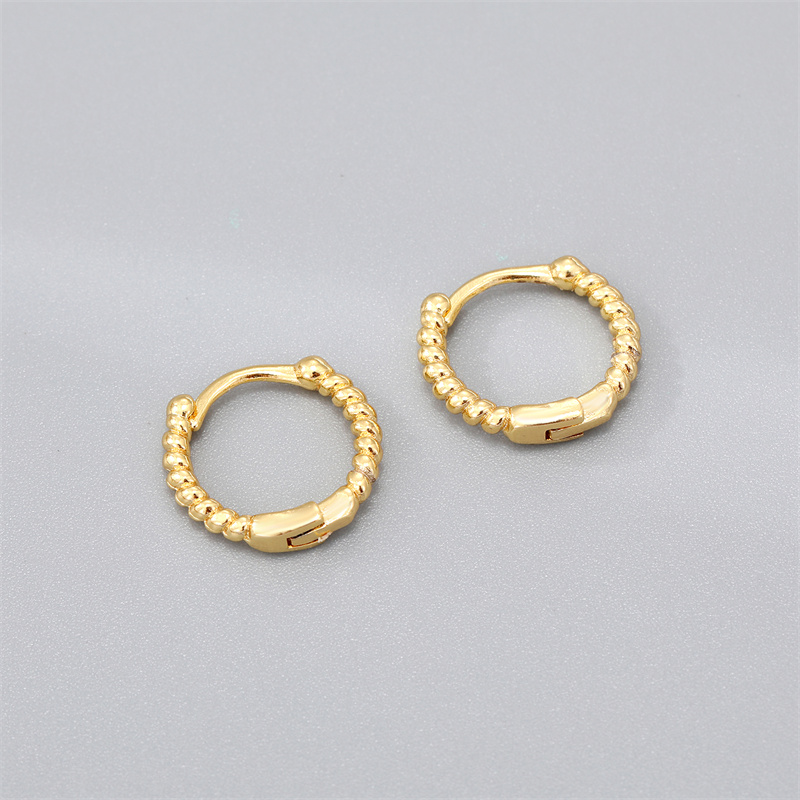Simple Style Irregular Gold Plated Enamel Artificial Pearls Zircon Women's Hoop Earrings 1 Pair display picture 7