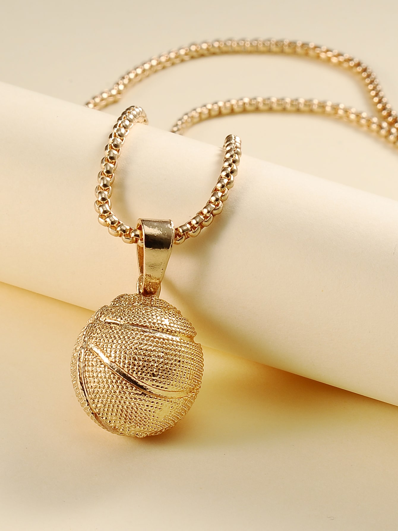 Style Simple Football Alliage Or Incrusté Unisexe Pendentif 1 Pièce display picture 4