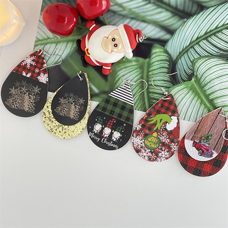 Nordic Style Christmas Tree Santa Claus Letter Pu Leather Women's Ear Hook 1 Pair display picture 9