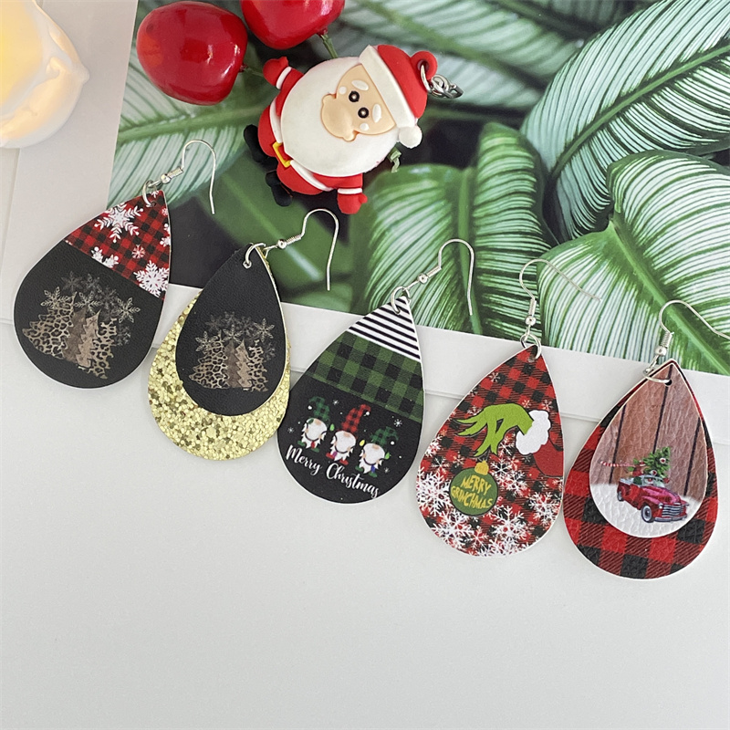 Nordic Style Christmas Tree Santa Claus Letter Pu Leather Women's Ear Hook 1 Pair display picture 7