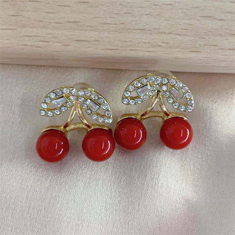 Sweet Cherry Alloy Inlay Rhinestones Women's Ear Studs 1 Pair display picture 4