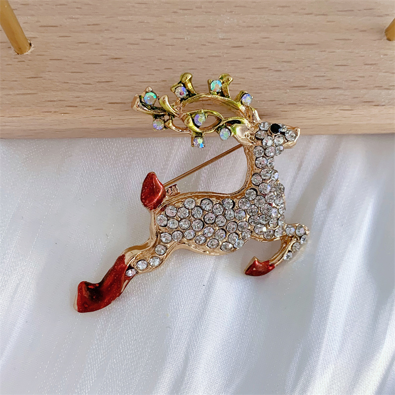 Fashion Elk Alloy Inlay Rhinestones Women's Brooches display picture 3