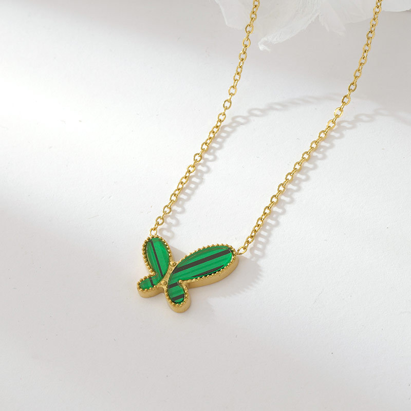 Sweet Simple Style Butterfly Stainless Steel Plating Gold Plated Pendant Necklace display picture 3