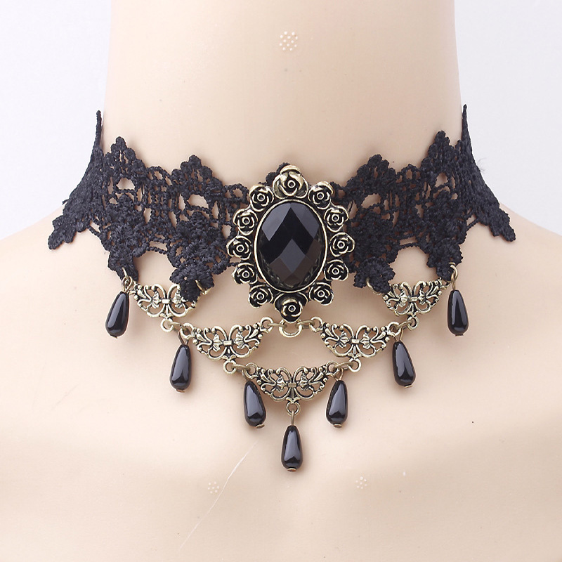 Retro Geometric Lace Inlay Artificial Crystal Women's Choker 1 Piece display picture 1