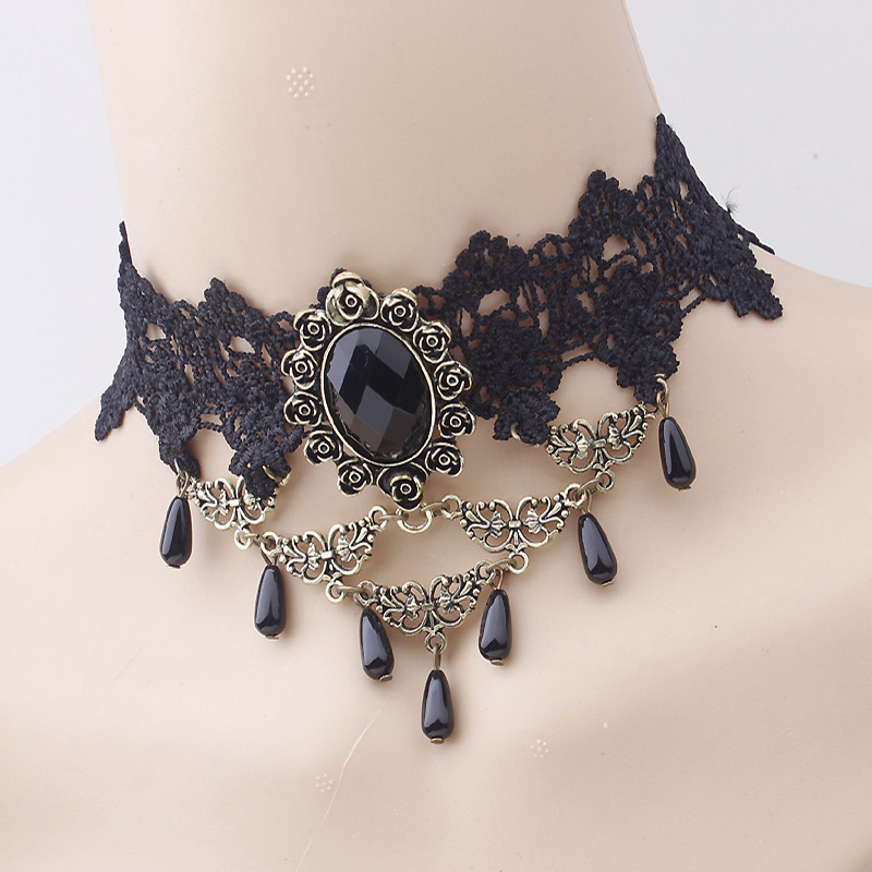 Retro Geometric Lace Inlay Artificial Crystal Women's Choker 1 Piece display picture 2