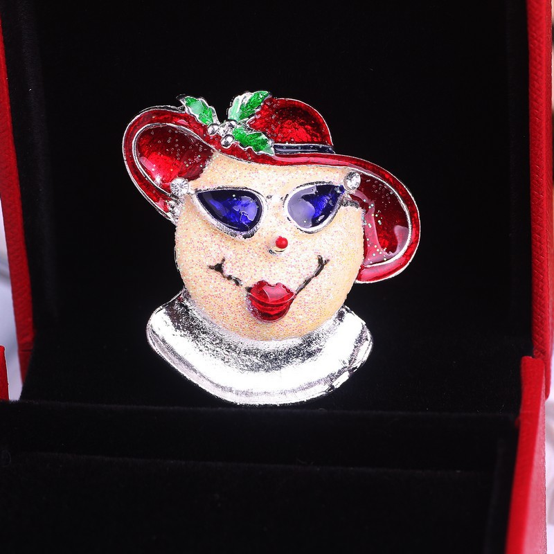 Cartoon Style Christmas Hat Christmas Tree Christmas Socks Alloy Plating Artificial Diamond Women's Brooches display picture 4