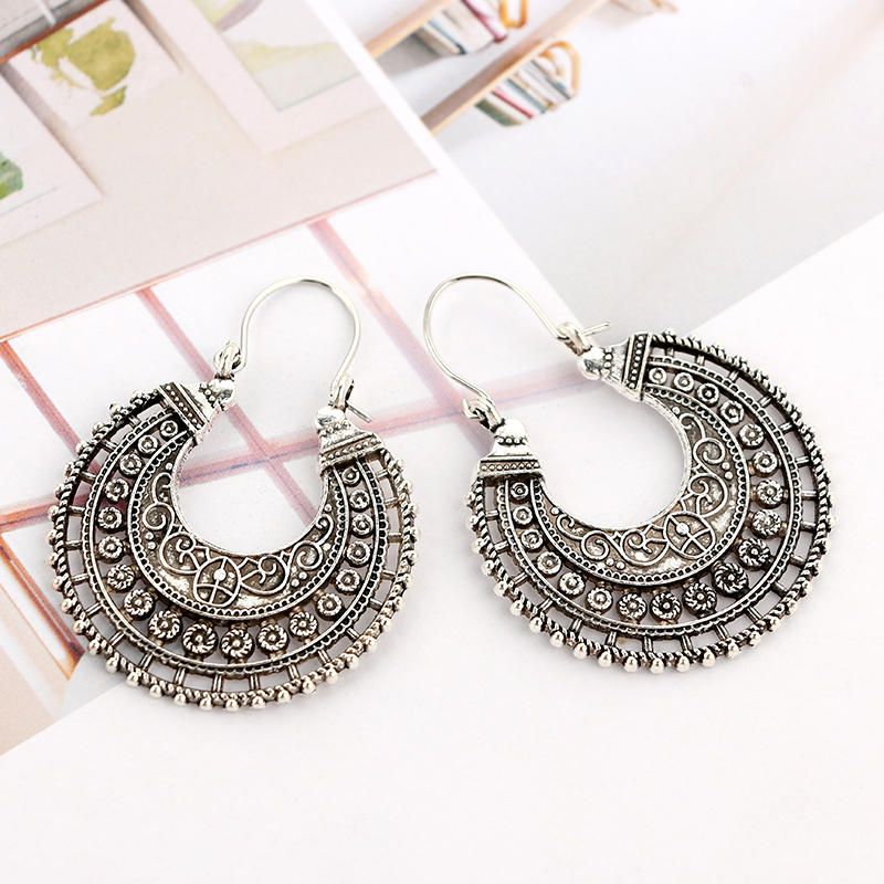 Retro Moon Alloy Plating Unisex Earrings 1 Pair display picture 5
