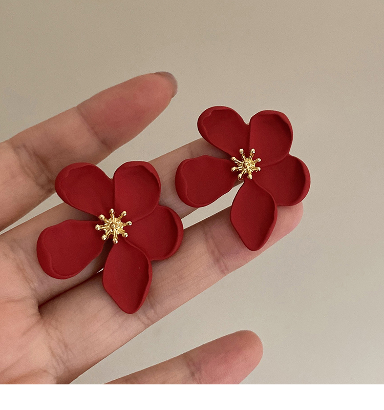 Fashion Flower Alloy Stoving Varnish Women's Ear Studs 1 Pair display picture 4