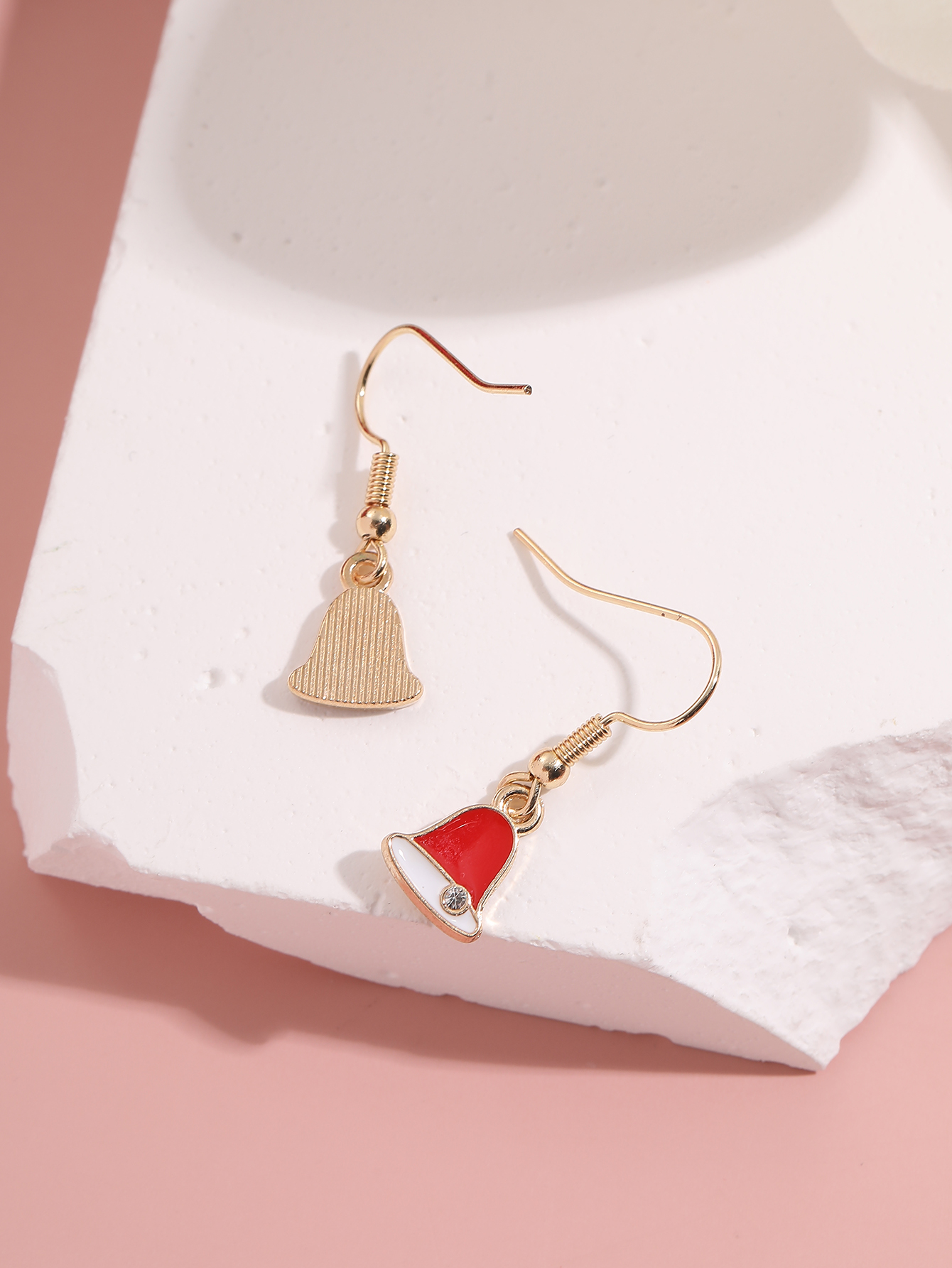 Cute Bell Alloy Enamel Inlay Rhinestones Women's Drop Earrings 1 Pair display picture 5