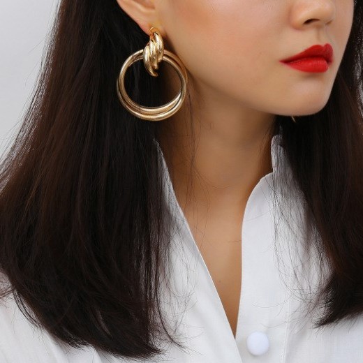 Exaggerated Round Solid Color Alloy Women's Drop Earrings 1 Pair display picture 5
