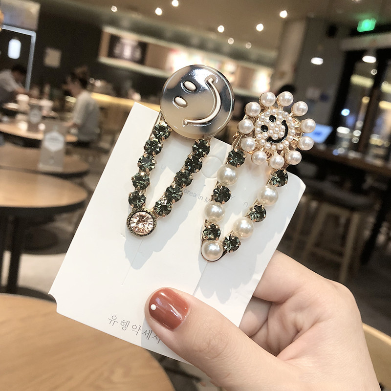 Hairpin Bright Rhinestone Metal Smiley Face Small Duckbill Clip Hairpin Side Clip display picture 1