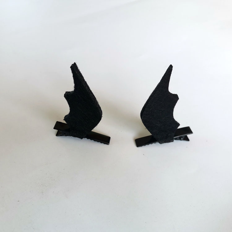 Gothic Bat Cloth Hair Clip 2 Pieces display picture 3