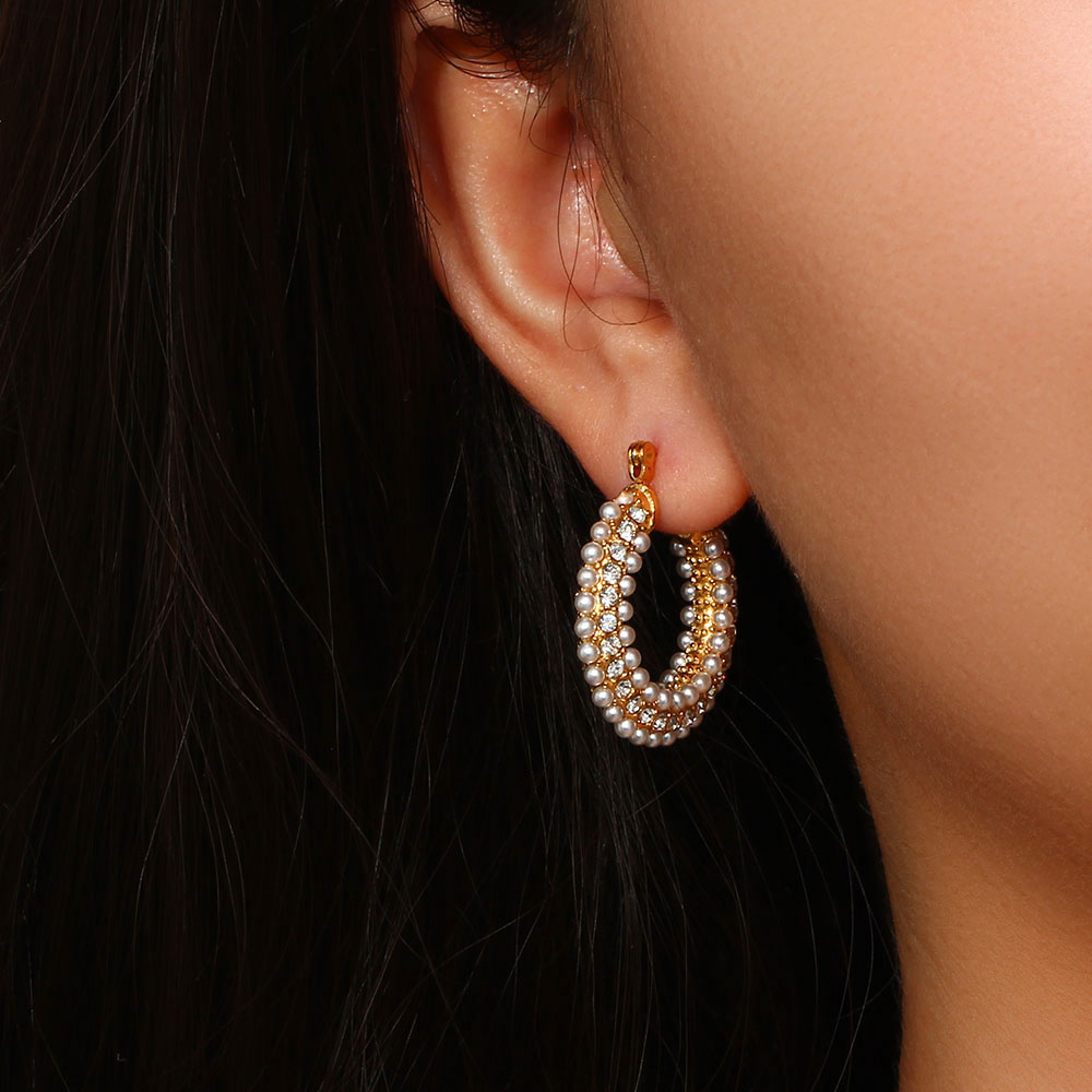 Fashion Geometric Stainless Steel Inlay Artificial Pearls Zircon Hoop Earrings 1 Pair display picture 2