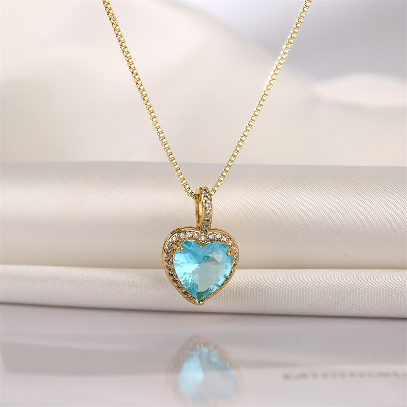 Fashion Heart Shape Butterfly Copper Enamel Plating Inlay Zircon Pendant Necklace 1 Piece display picture 7