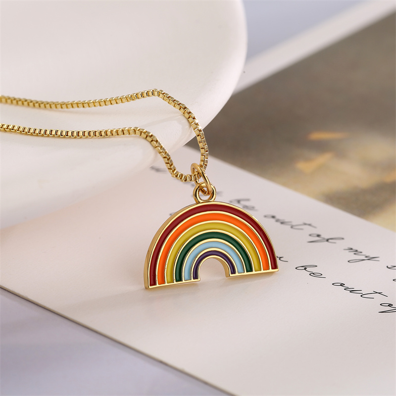 Ig Style Simple Style Pentagram Rainbow Heart Shape Copper Enamel Plating Inlay Zircon Gold Plated Pendant Necklace display picture 2