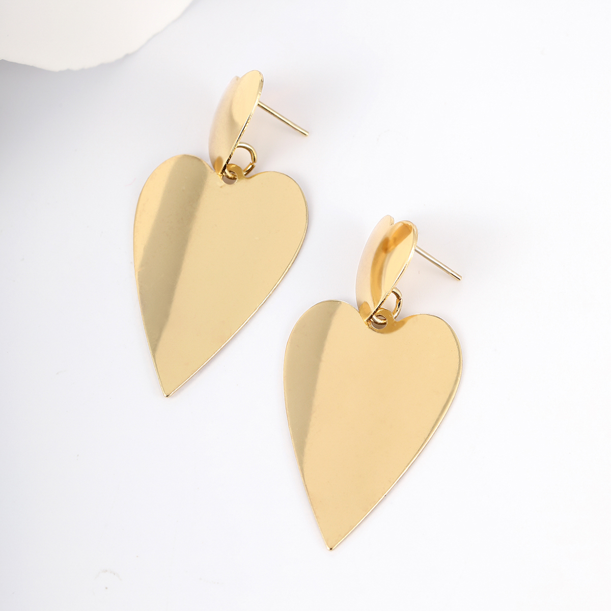 1 Pair Fashion Triangle Geometric Heart Shape Plating Stainless Steel 18k Gold Plated Dangling Earrings display picture 17