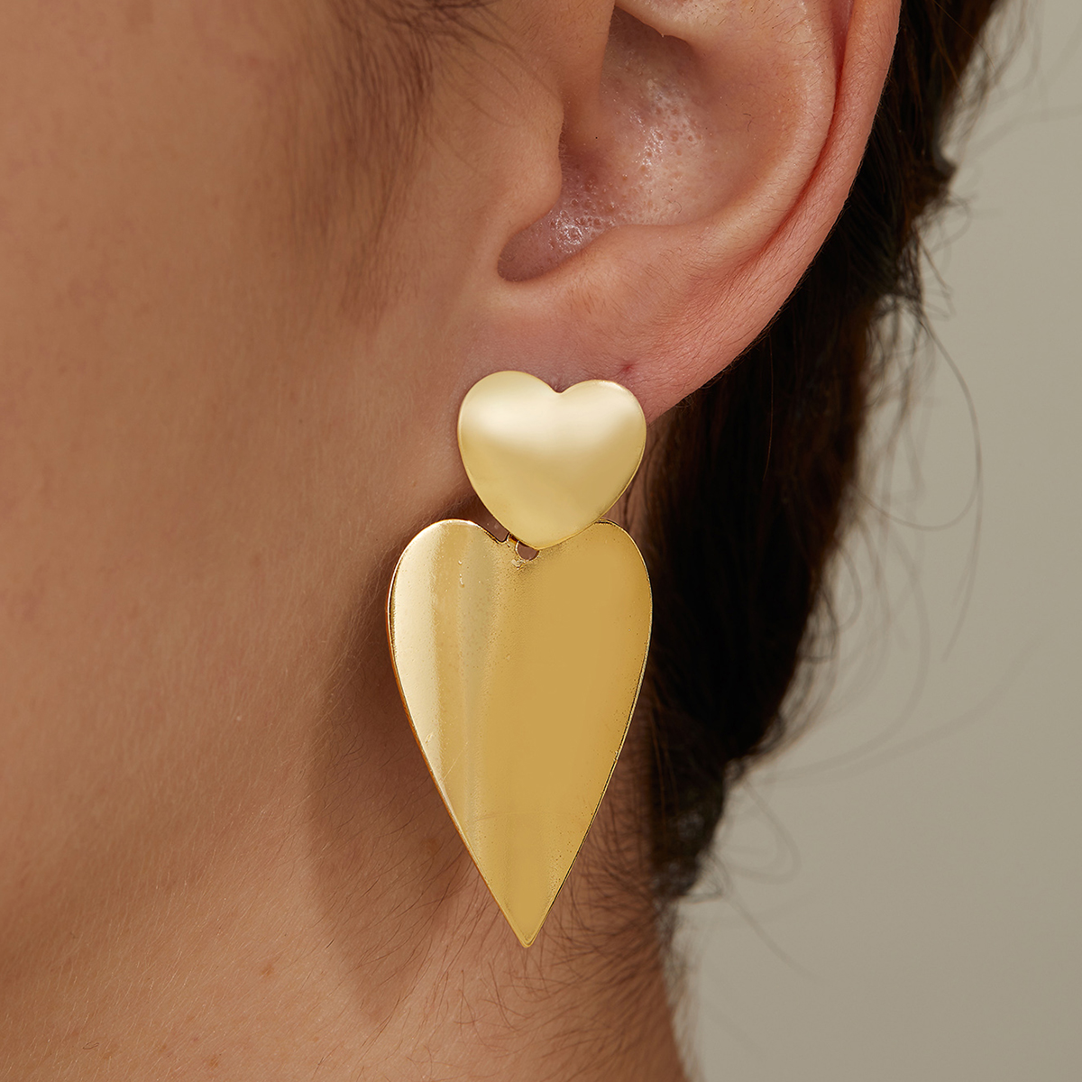 1 Pair Fashion Triangle Geometric Heart Shape Plating Stainless Steel 18k Gold Plated Dangling Earrings display picture 18