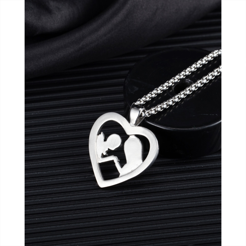 1 Piece Hip-hop Heart Shape Stainless Steel Polishing Halloween Valentine's Day Men's Necklace display picture 3