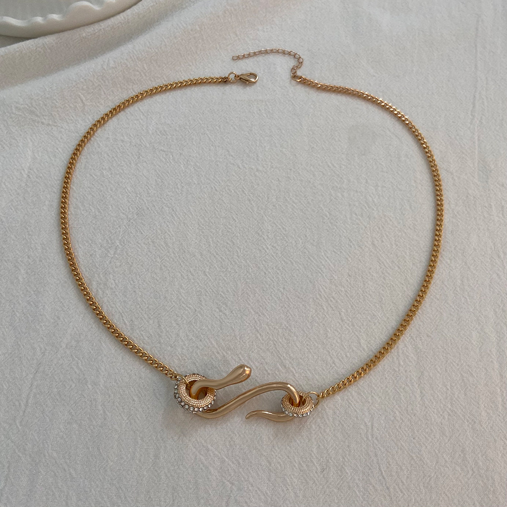 1 Pièce Style Simple Serpent Alliage Placage Strass Plaqué Or 14k Unisexe Pendentif display picture 5