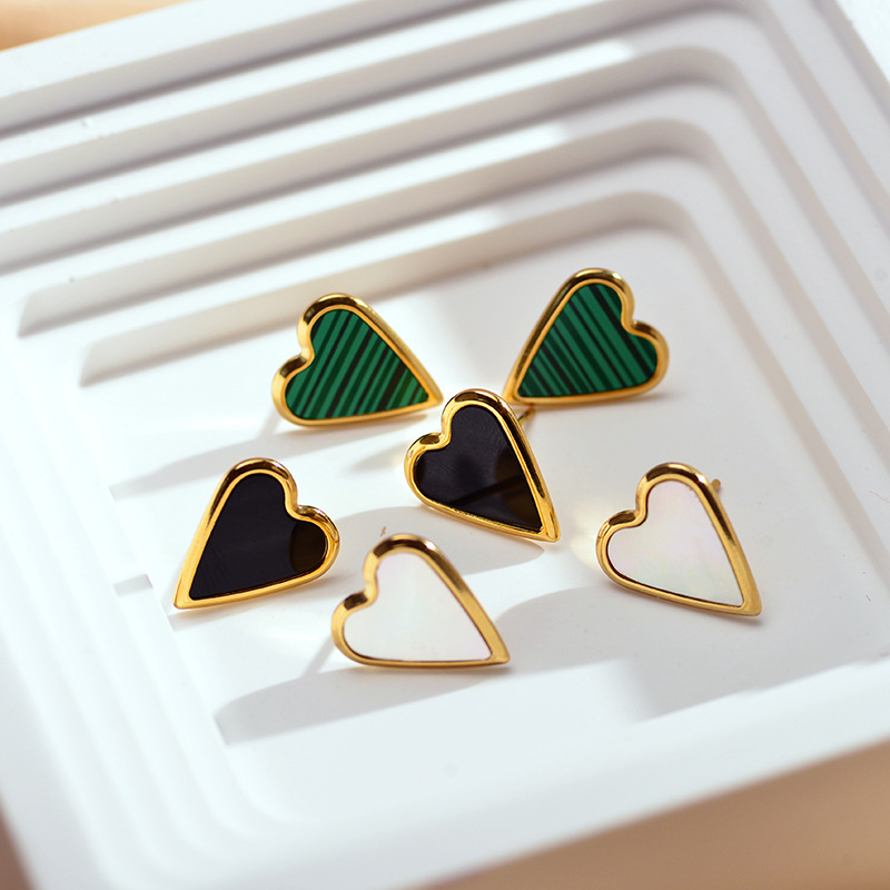 1 Pair Elegant Stripe Heart Shape Stainless Steel Plating Inlay Malachite Shell Gold Plated Ear Studs display picture 2