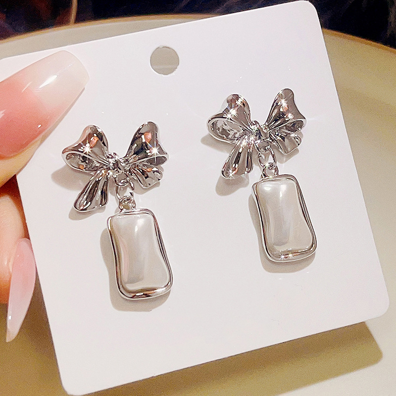 1 Pair Sweet Bow Knot Alloy Plating Shell Women's Drop Earrings display picture 2