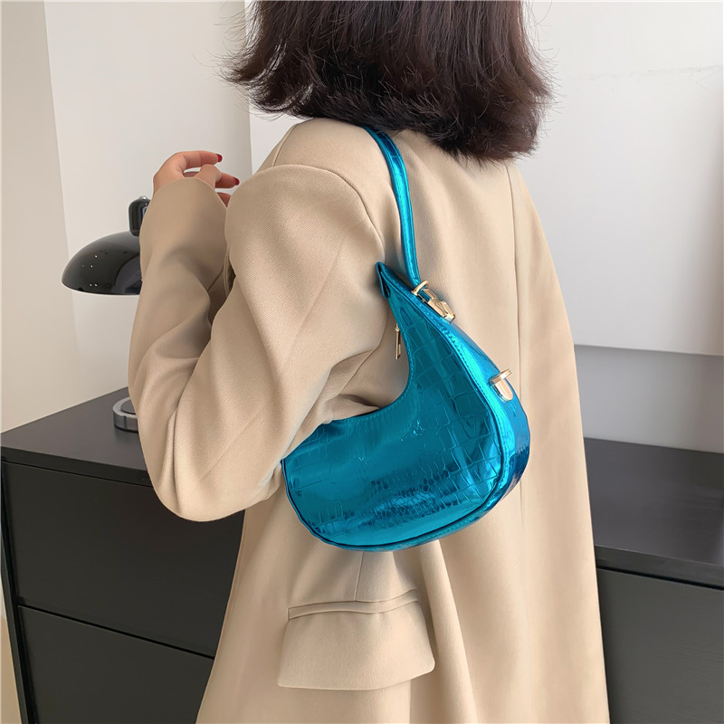 Women's All Seasons Pu Leather Fashion Underarm Bag display picture 2