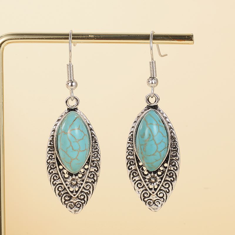 1 Pair Retro Geometric Water Droplets Hollow Out Alloy Turquoise Chandelier Earrings display picture 8