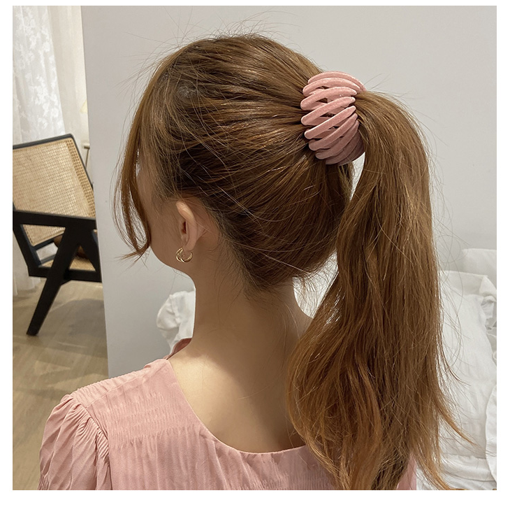 Cute Solid Color Cloth Hair Clip 1 Piece display picture 3