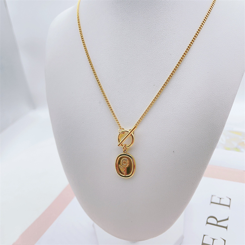 Vintage Style Rose Stainless Steel Plating 18k Gold Plated Pendant Necklace display picture 5
